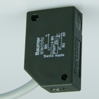 Baumer 20mm square normally-open PNP Proximit...